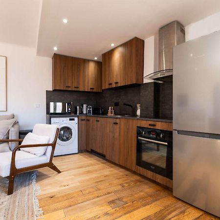 Appartement Place Des Lices Сен-Тропе Экстерьер фото